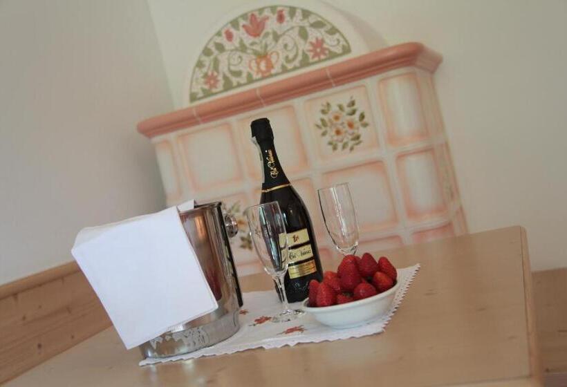 Люкс Повышенной Комфортности, Crepes De Sela