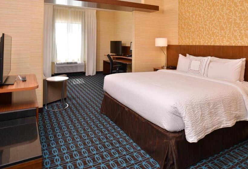 Люкс Кровать Кинг, Fairfield Inn & Suites Farmington
