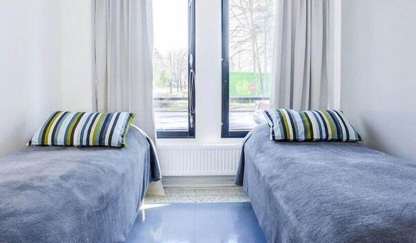 Номер Стандарт Совместная Ванная, Forenom Hostel Vantaa Aviapolis
