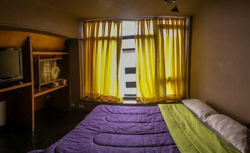 스탠다드 룸 공동 욕실, Moving Hostel Travel Bar
