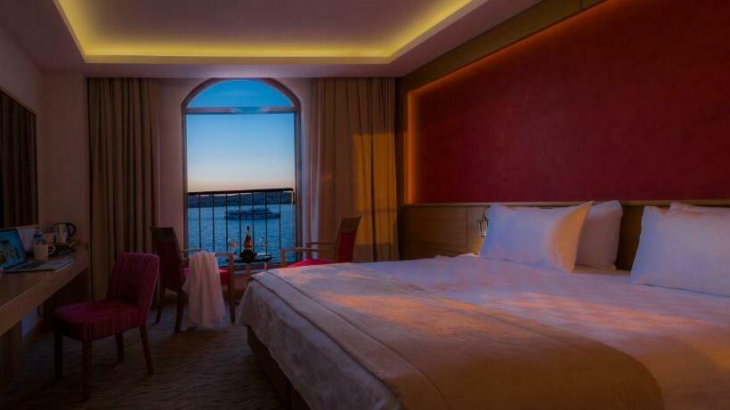 Номер Стандарт Вид на Море, Bacacan Otel