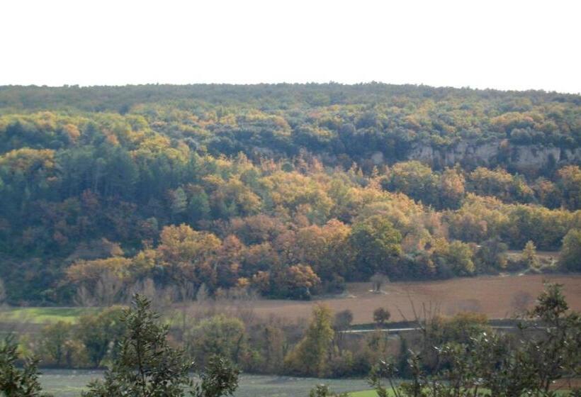 Номер Стандарт с Террасой, Sous Les Chênes