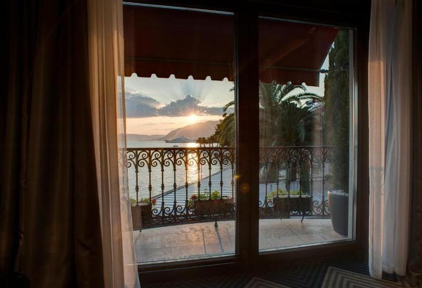 اتاق پرستیژ با چشم‌انداز دریا, Boutique Hotel La Roche
