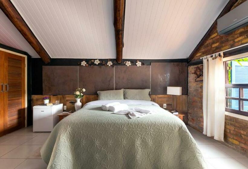 Люкс Вид на Бассейн, B & B Gourmet Itaipava