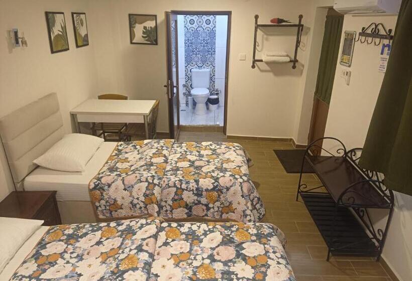 Трехместный Номер Deluxe, Ena Serenity Boutique