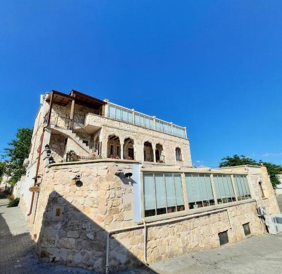 수피리어 스위트, Hikmet's House