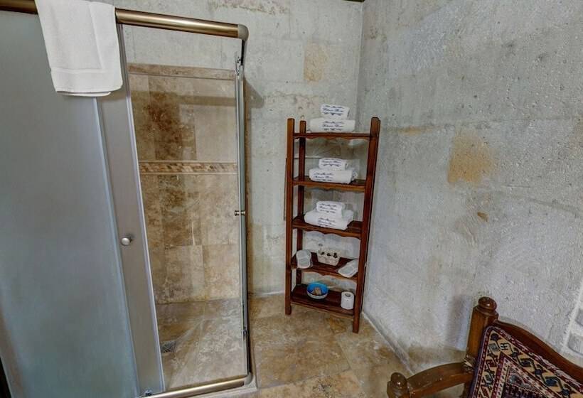 스위트, Hikmet's House