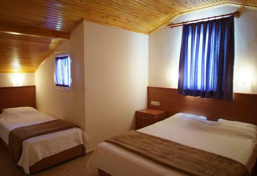 Апартаменты Superior 2 Спальни, Sea Breeze Hotel And Apartments
