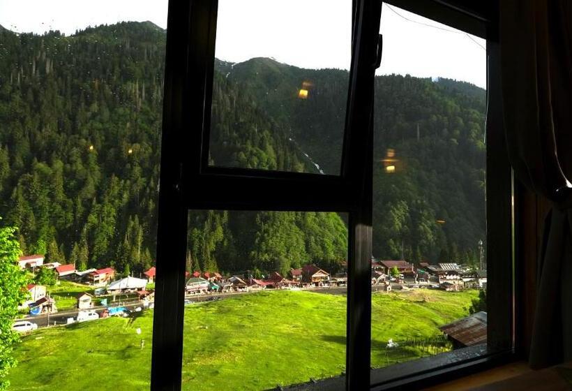 سوئیت با چشم‌انداز, Ayder Villa De Pelit
