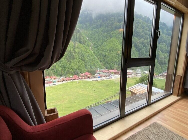 اتاق لوکس با چشم‌انداز, Ayder Villa De Pelit