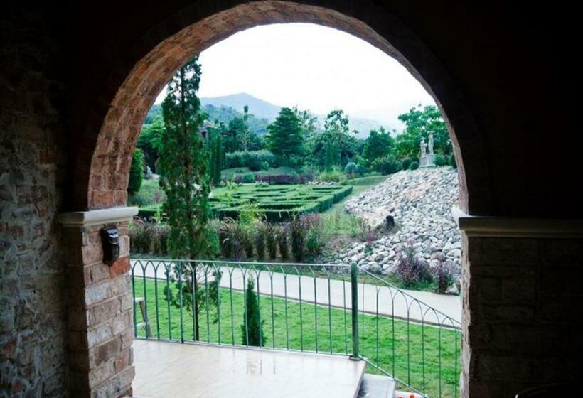 豪华套房, La Toscana