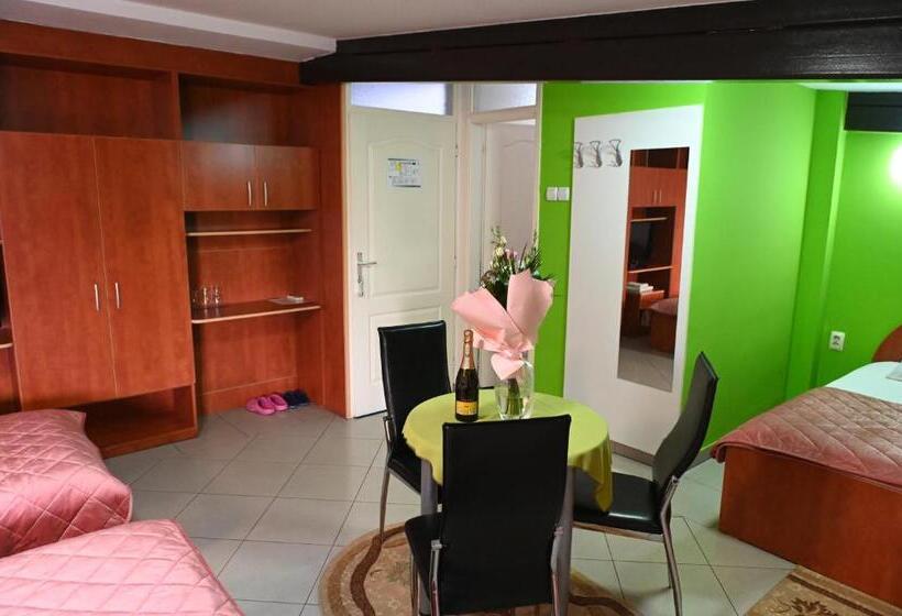 اتاق استاندارد چهار تخته, Apartments Imper   Imd