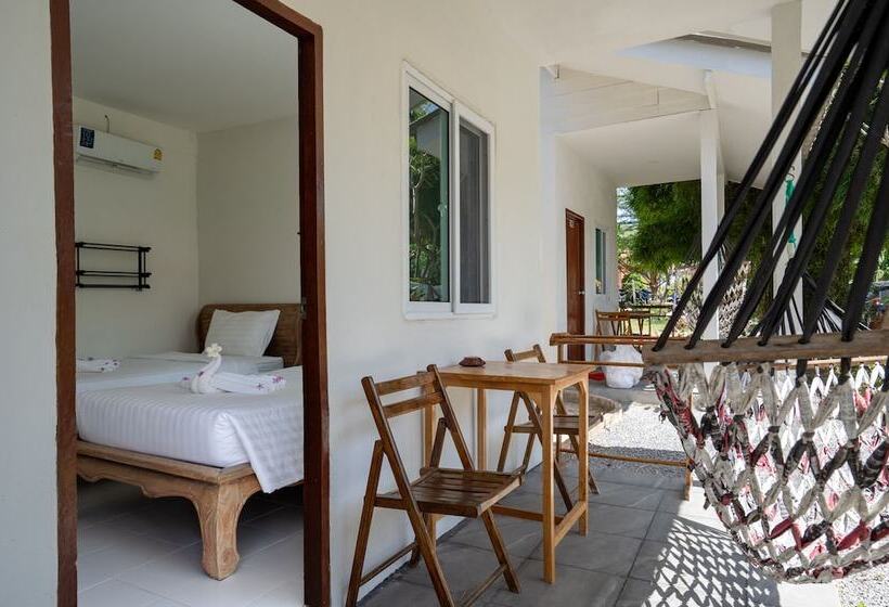 Бунгало Стандарт, Isara Lanta Beach Resort