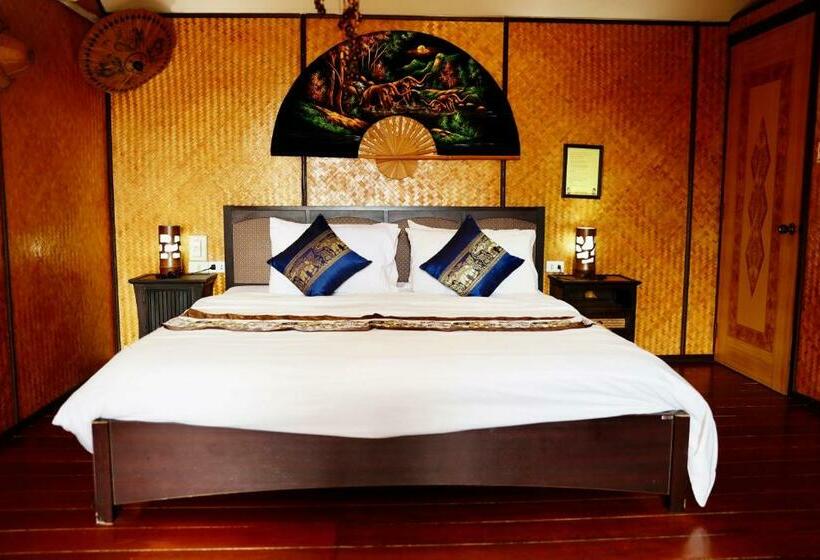Полулюкс Вид на Горы, Homestay Chiang Rai