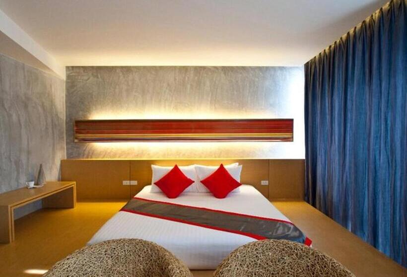 Suite Sea View, The Now Hotel   Sha Extra Plus