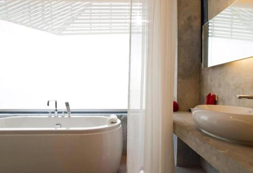 سوییت, The Now Hotel   Sha Extra Plus