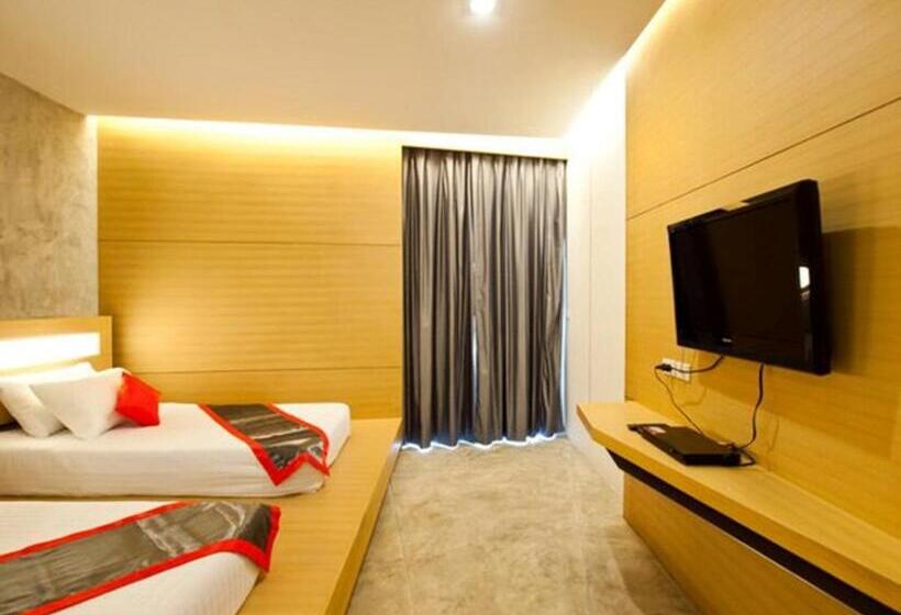 اتاق سوپریور سه تخته, The Now Hotel   Sha Extra Plus