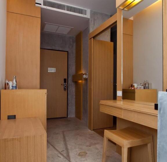 اتاق سوپریور سه تخته, The Now Hotel   Sha Extra Plus