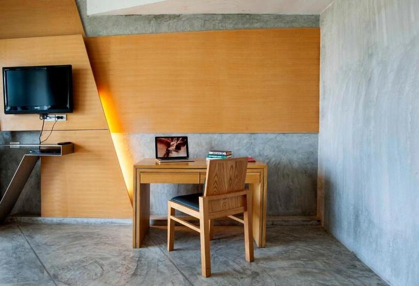 غرفة إدارية ثلاثية, The Now Hotel   Sha Extra Plus