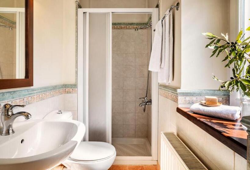 Family Suite, Archontiko Parnassus Dadi