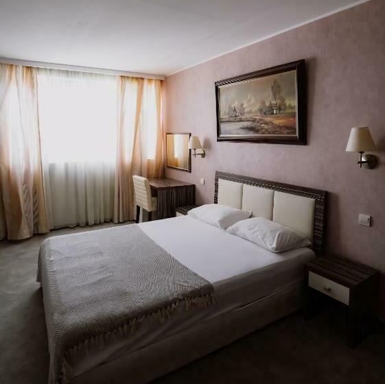 اتاق استاندارد, Rovno