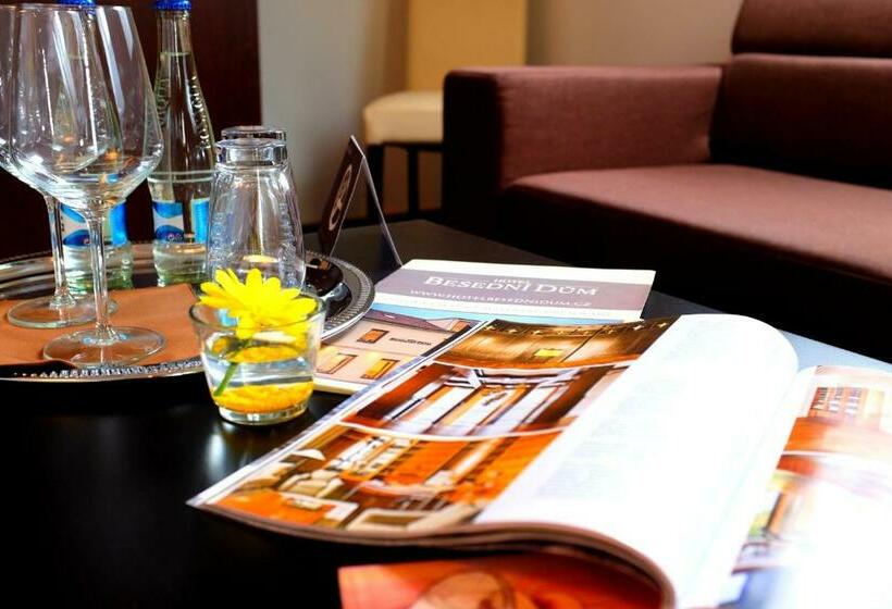 Номер Стандарт Трехместный, Wine & Wellness Hotel Besední Dům