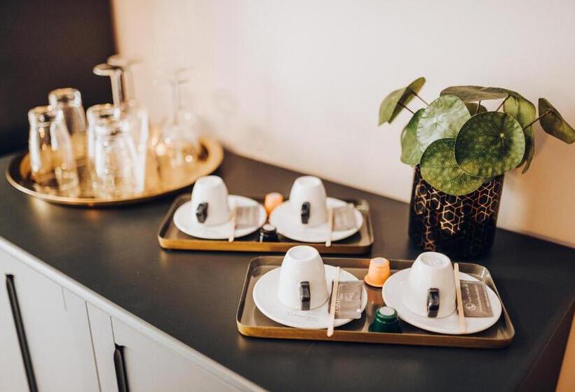 Четырехместный Номер Deluxe, Wine & Wellness Hotel Besední Dům