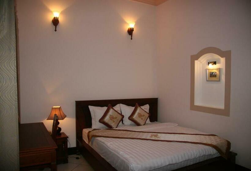 اتاق سوپریور با چشم‌انداز باغ, Gold Rooster Resort