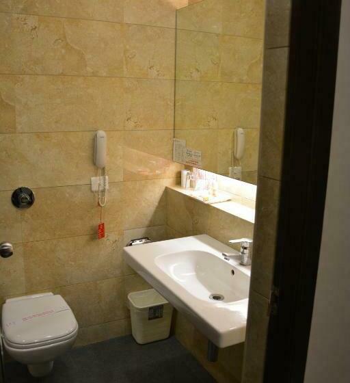 Номер Комфорт, Heritage Inn