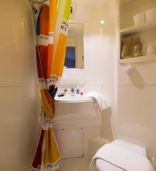 Номер Стандарт, Kyriad Direct Orleans   La Chapelle St Mesmin