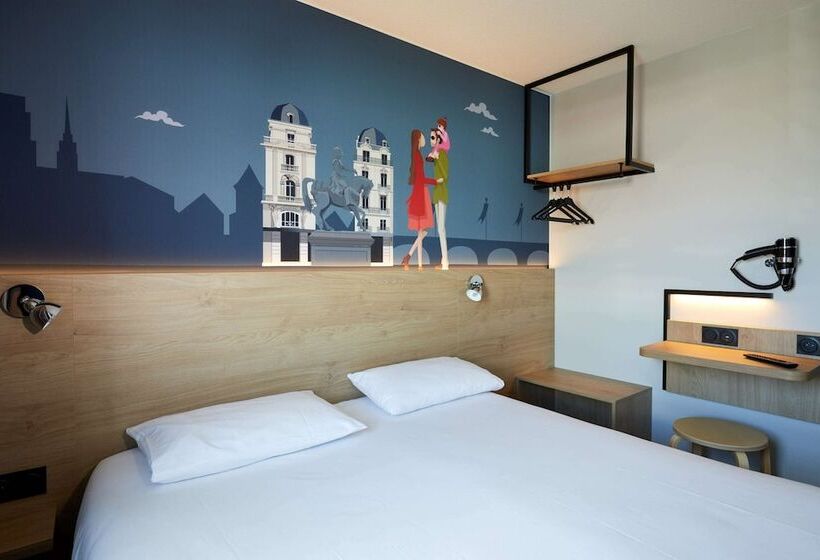 Номер Superior, Kyriad Direct Orleans   La Chapelle St Mesmin