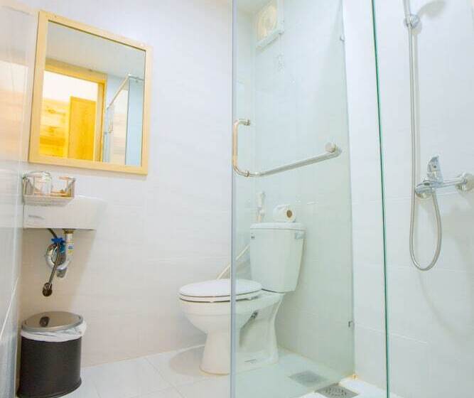 خانه یا کلبه ی ییلاقی با نمای استخر, Ttc Resort Ninh Thuan  Unlimited Access To Water Park