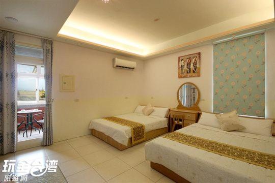اتاق استاندارد چهار تخته, Xinchuan B&b