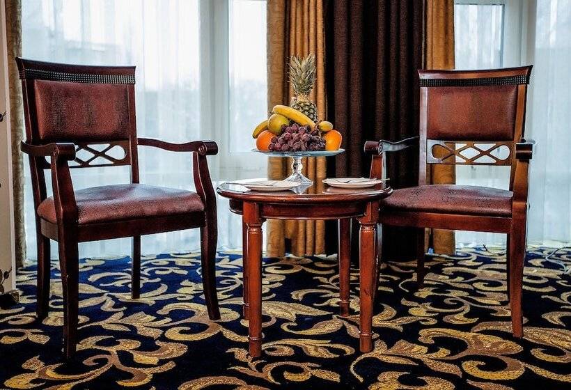 سوییت جونیور, Aria Hotel Chisinau