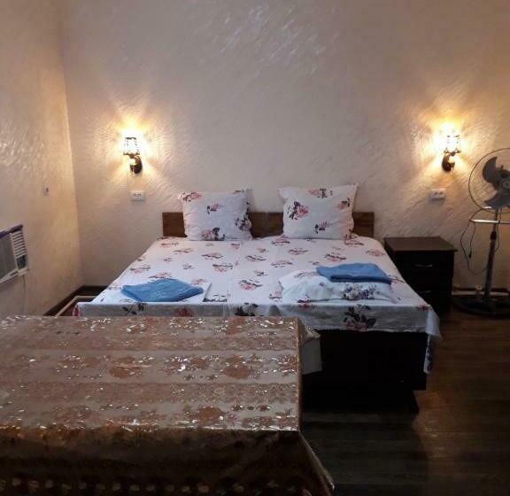 标准间, B&b Bahodir