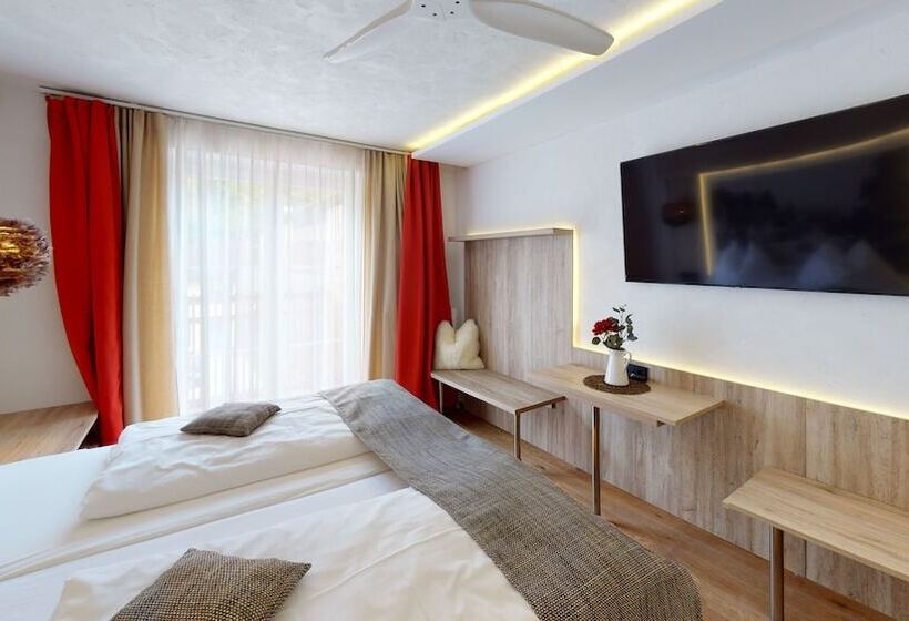 Трехместный Номер Комфорт, Adler