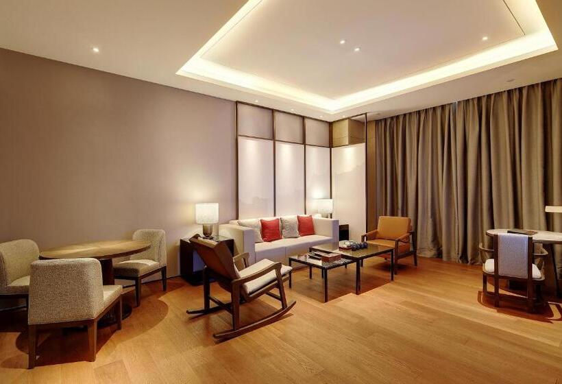 Президентский Люкс, Dongguan Dongcheng International Hotel   Free Shuttle Bus To Canton Fair Exhibition Center During Ca