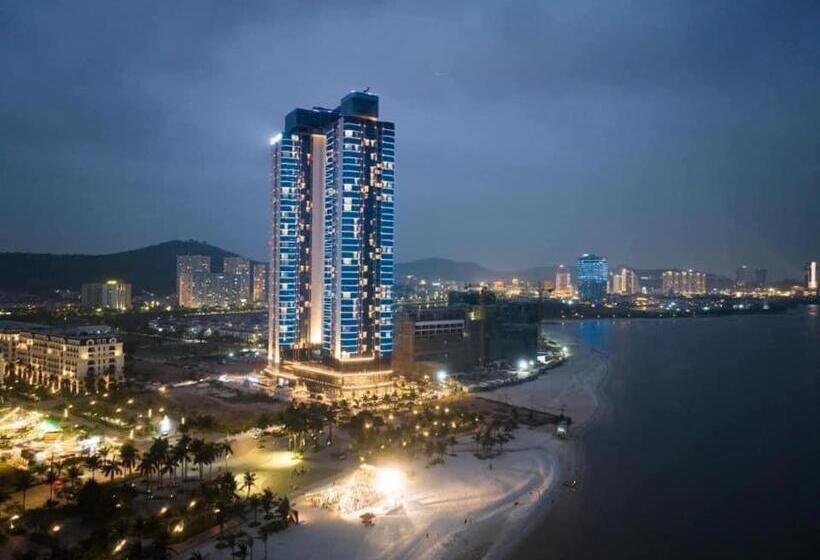 استودیوی استاندارد با چشم‌انداز دریا, Bayside Condotel A La Carte