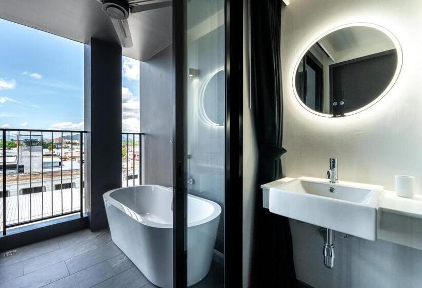 스탠다드 룸 킹사이즈 침대, Newly Opened   Blu Monkey Hub And Hotel Krabi Town