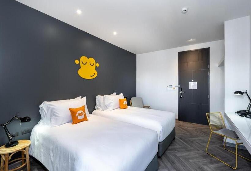 디럭스 룸, Newly Opened   Blu Monkey Hub And Hotel Krabi Town