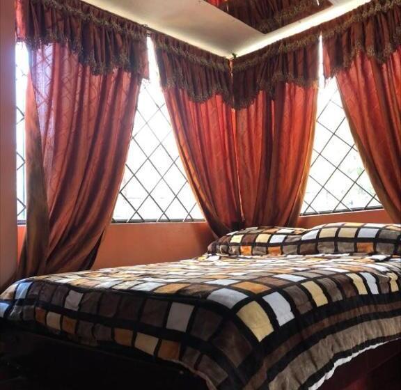 Номер Стандарт Индивидуальный, Hostal Quito Nayla