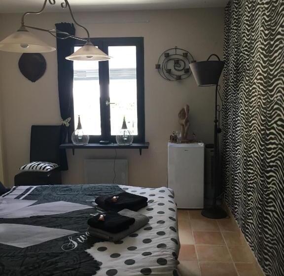 Номер Стандарт, Maison Des Vignes