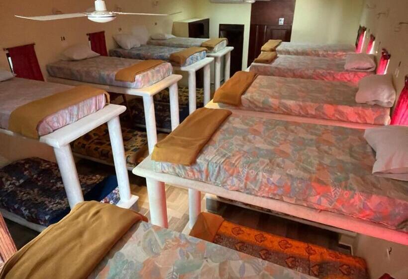 スタンダードルーム, Y Hostal Nojoch Che