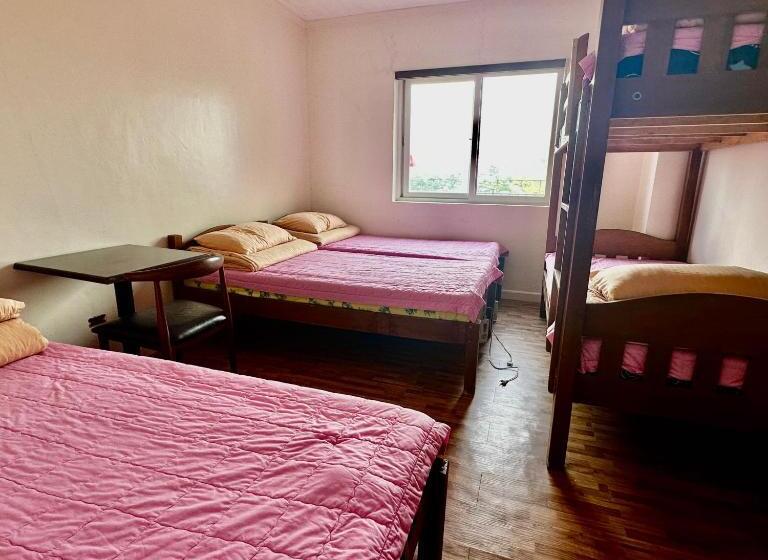 اتاق خانوادگی, Baguio Bell Staycation
