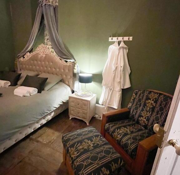 Номер Deluxe Кровать Кинг, Chateau Bourgeoisie