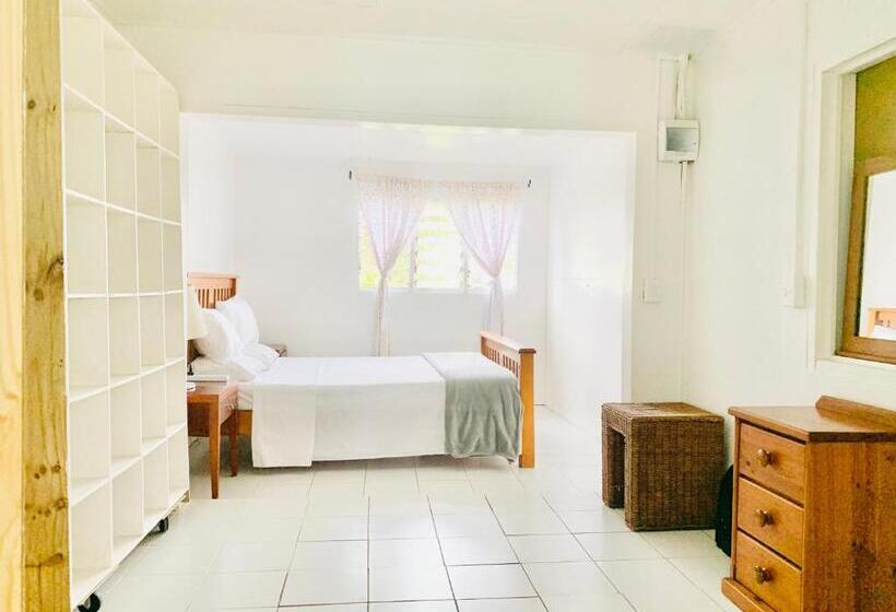 اتاق استاندارد, Tonga Cottage   Private Rooms With Shared Facilities