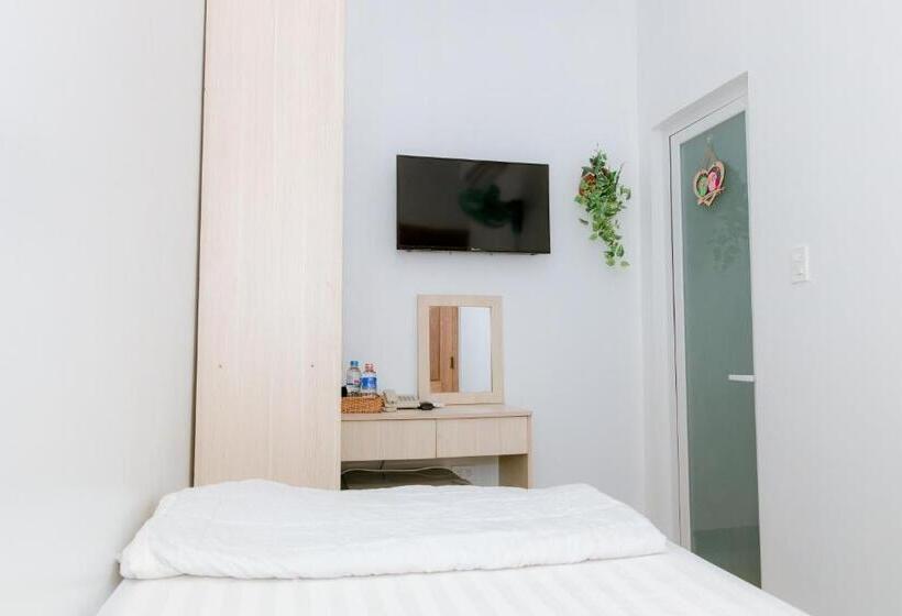 اتاق لوکس با بالکن, Thành Tính Hotel   Khách Sạn Phú Yên