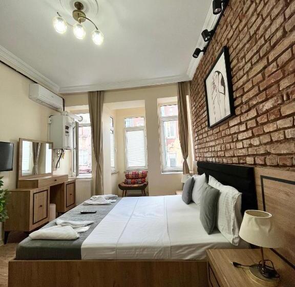 Четырехместный Номер Стандарт, Taksim Nikea Suites 80
