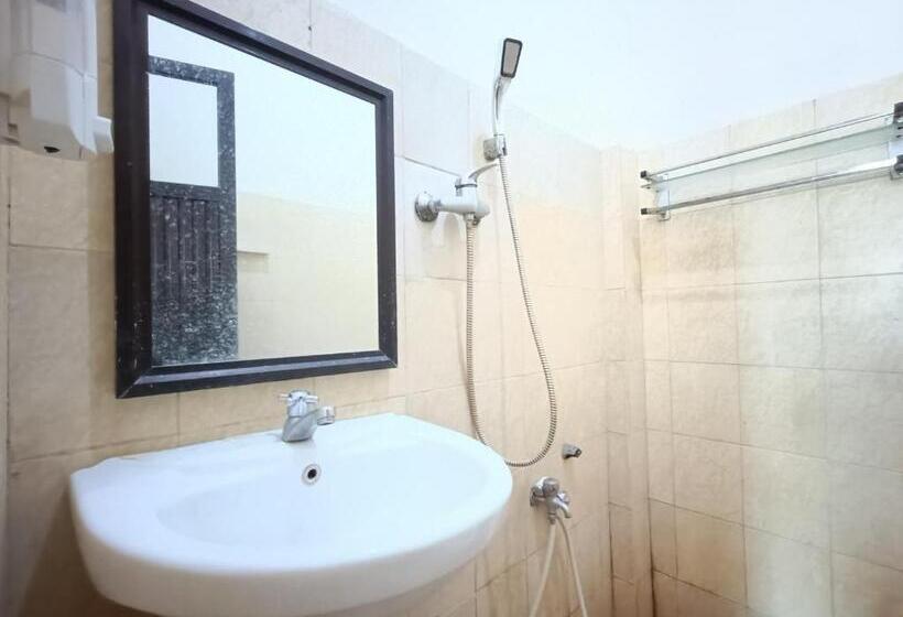 디럭스 룸, Reddoorz Syariah Near Rumah Sakit Umum Wisata Uit