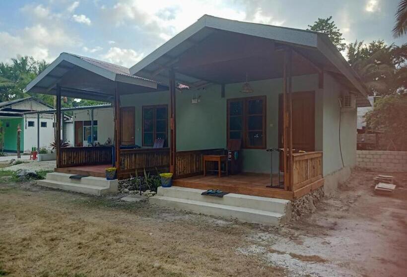 ファミリールーム, Renata Cottages